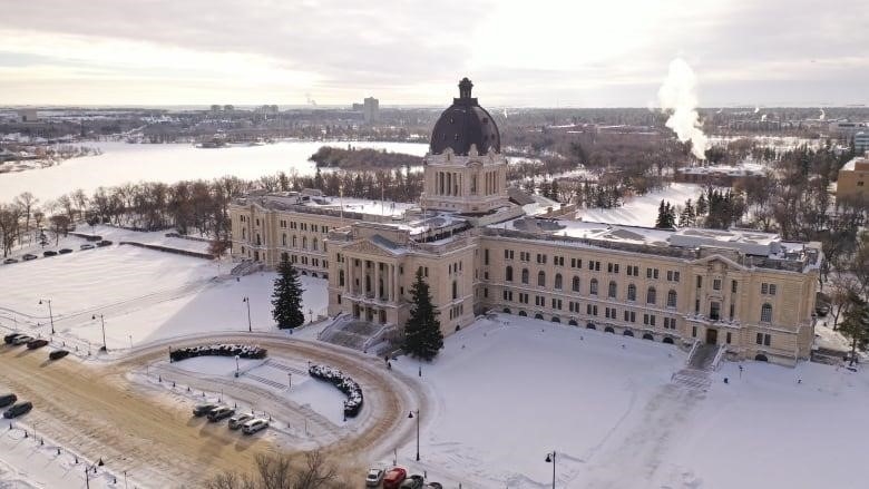 The Saskatchewan legislative sitting began Monday, with the government and opposition showing unity on opposing the Russian invasion in Ukraine.