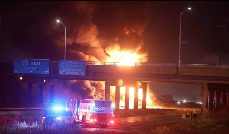 Highway 401 fire 2