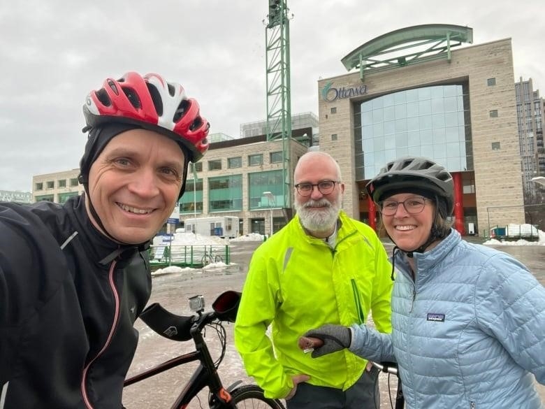 Mayor Mark Sutcliffe on a bike February 10, 2023 with Councillor Jeff Leiper